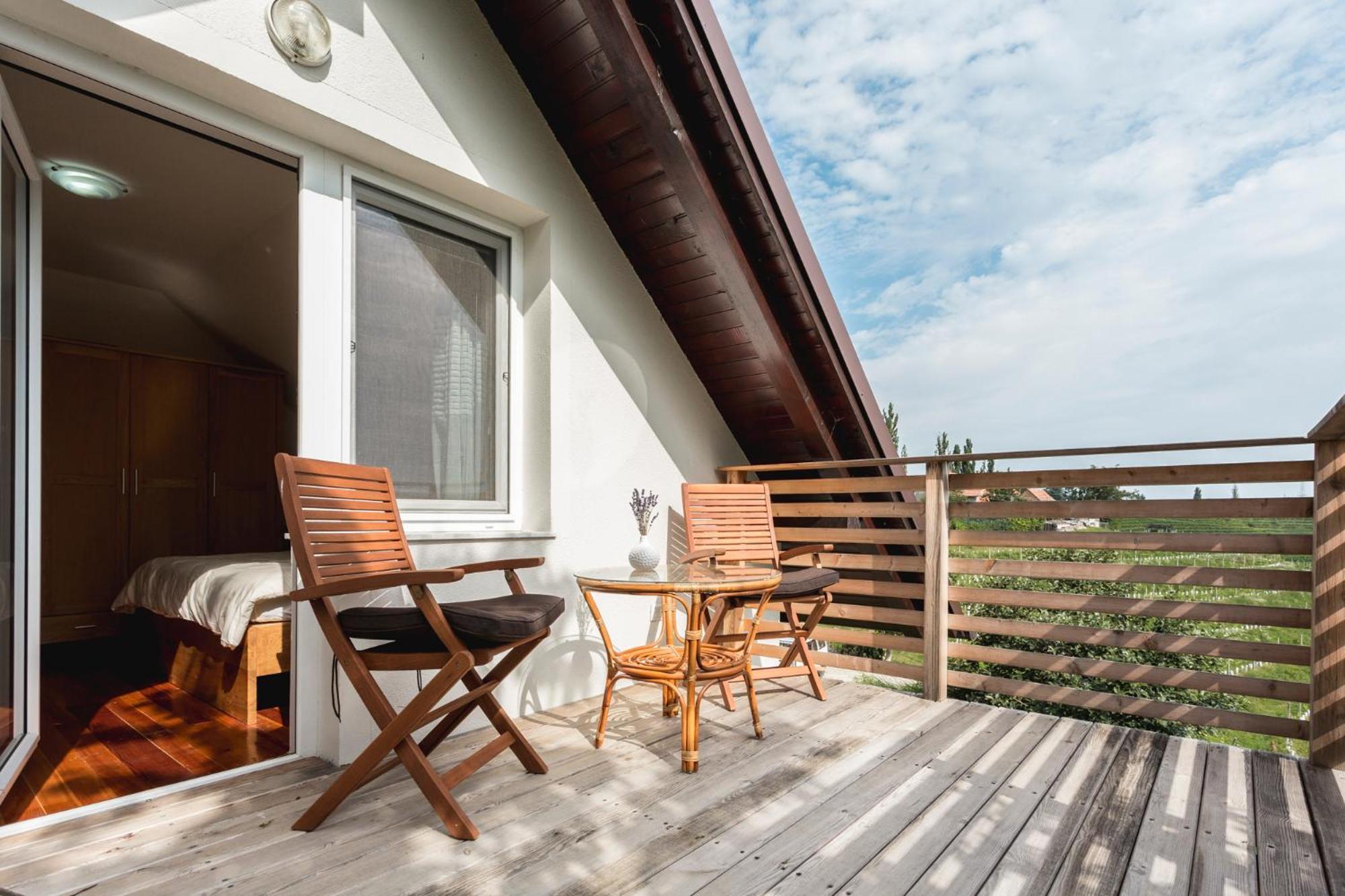Terasse Jeruzalem Apartments Hermanci Экстерьер фото